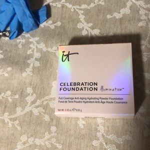 It foundation tan